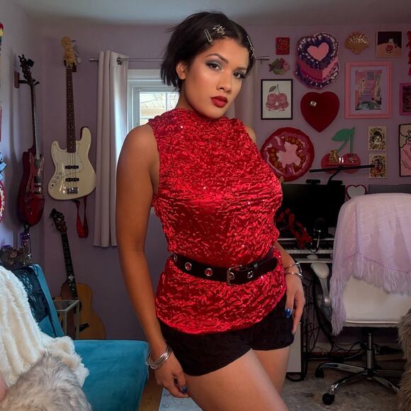 American Vintage Tops - Vintage 80s / 90s red sequin sleeveless crinkle top
